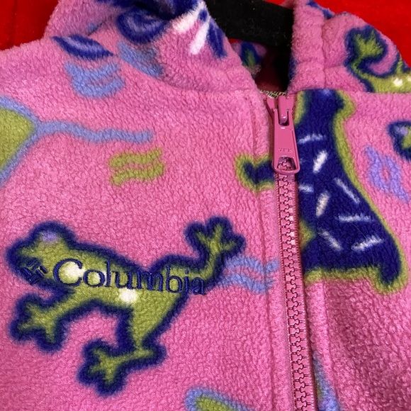 Rare animal fleece Columbia infant onesie - Picture 3 of 8